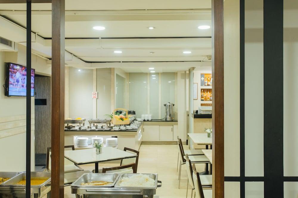 Seasons Siam Hotel Bangkok Exterior foto